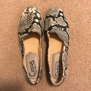 Printed Flats